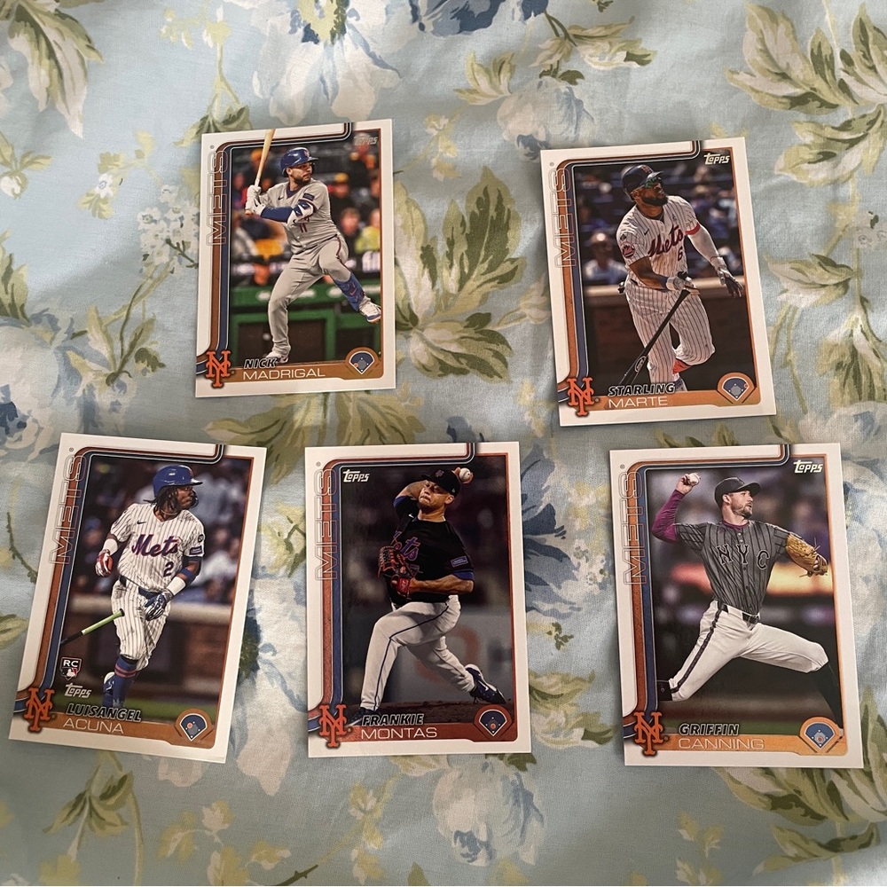 New York mets topps baseball cards